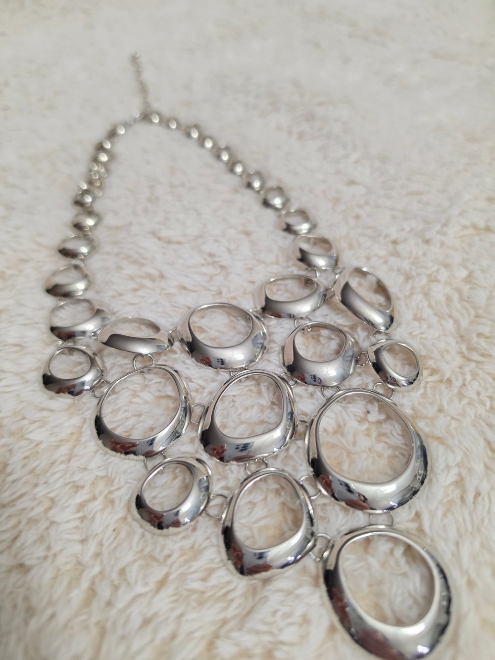 Polished Faux Silver Statement Bib Necklace Chunky Organic Circle Links
